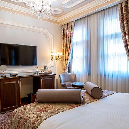 Ortakoey Hotel Istanbul Exterior photo